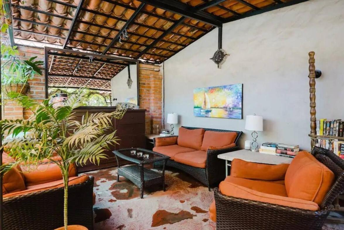 Enjoy Ac In The Penthouse At Inn 아히힉 외부 사진
